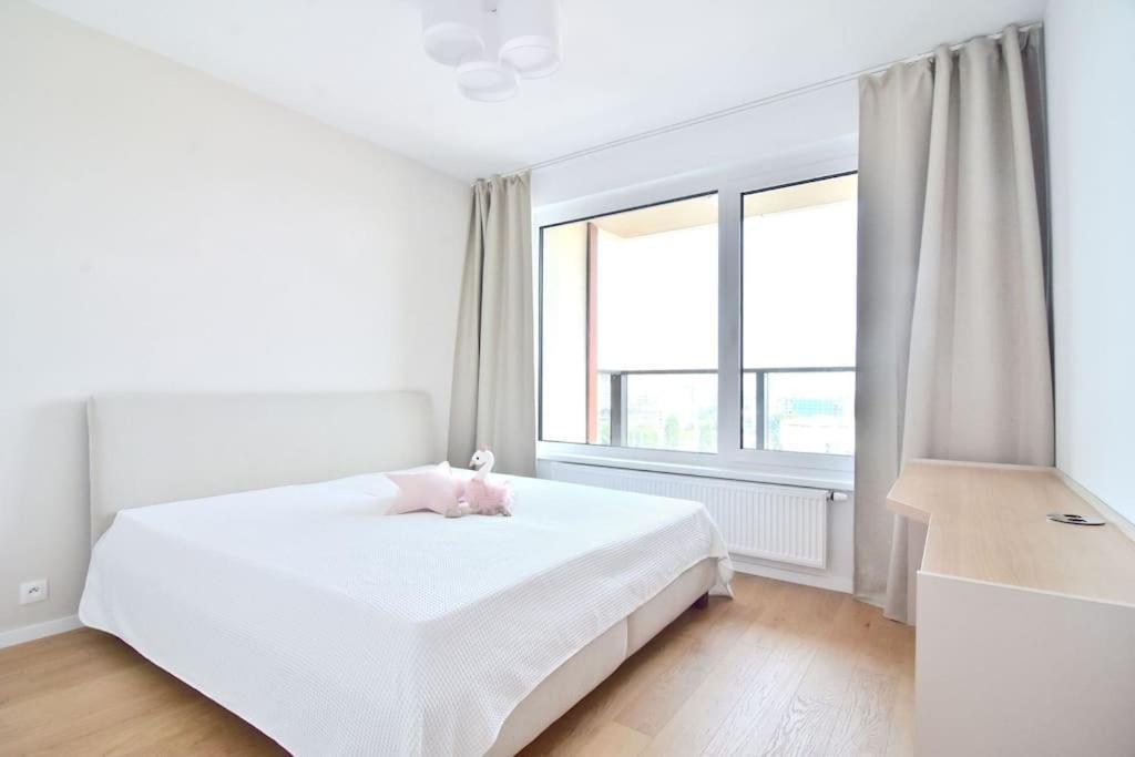 Downtown Charm With Free Parking Spot Apartment Bratislava Exterior photo